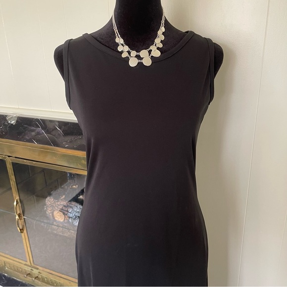 Black sleeveless maxi dress size small - Picture 3 of 4
